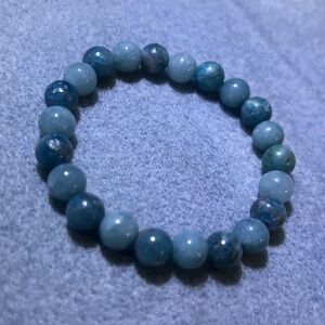 Elegant Azure Beaded Bracelet